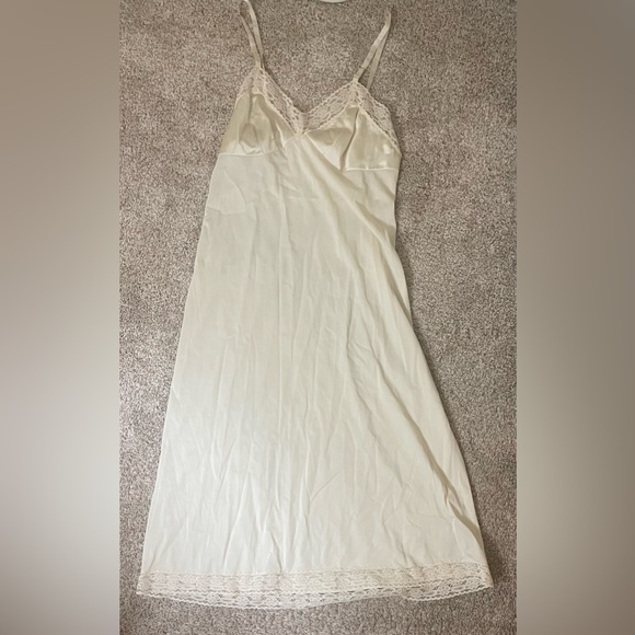 Vanity Fair Vintage Slip/Dress - Picture 1 of 3
